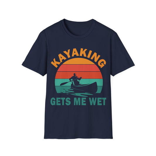 Funny Kayaking Gets Me Wet Paddling Boating Vintage Kayaker T-Shirt