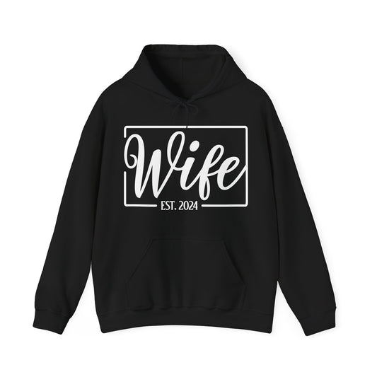 Wife Est 2024 Just Married Honeymoon Wedding Couples Hoodie For Women Hoodie