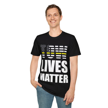 Tow Lives Matter Thin Yellow Line Tow Truck Driver Birthday Gift T-shirt Men