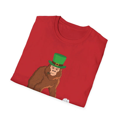 Funny Leprechaun Bigfoot St Patricks Day Sasquatch Irish Flag T-Shirt For Men Women T-Shirt