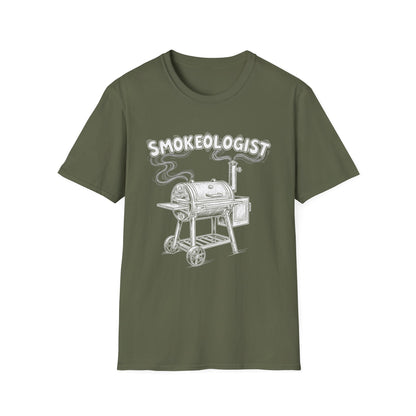 Funny Smokeologist Pitmaster BBQ Smoker Grilling T-Shirt