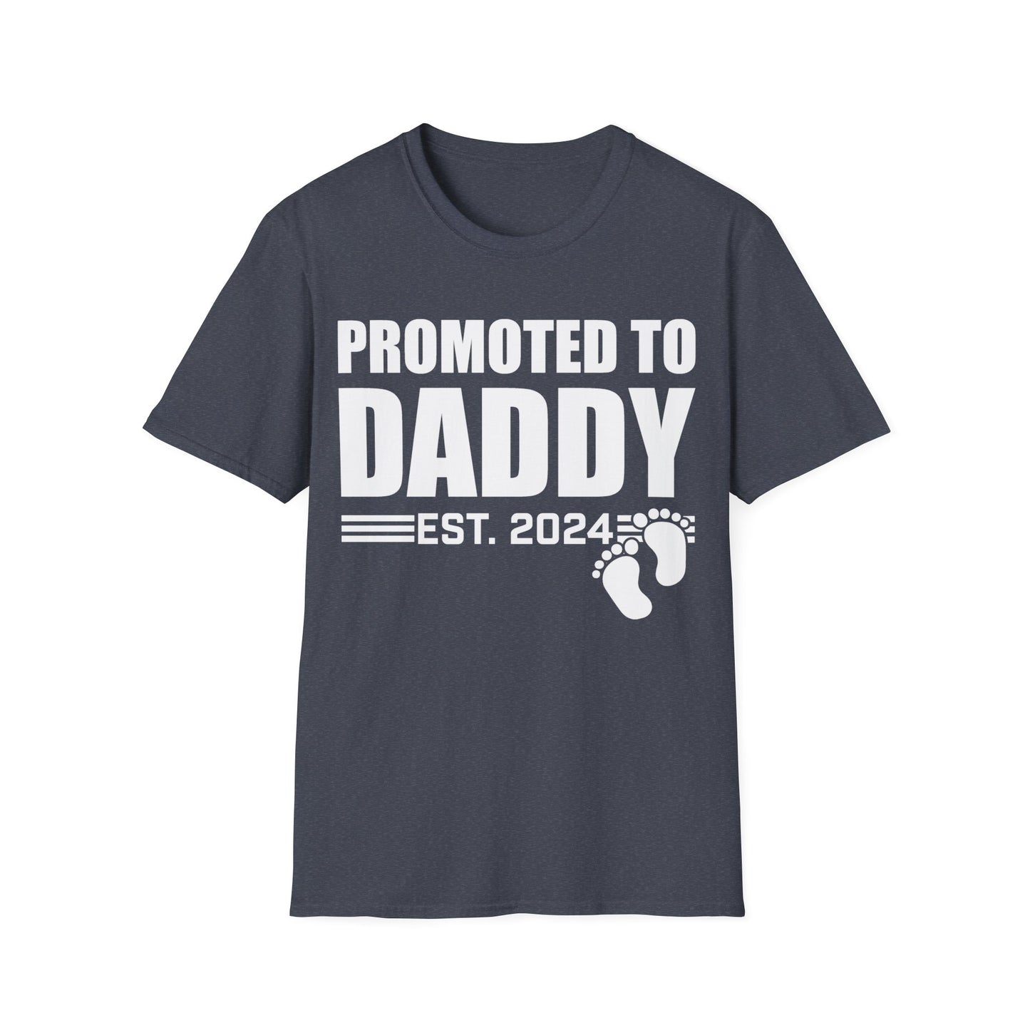 Mens Promoted To Daddy 2024 Pregnancy Announcement Gift T-Shirt