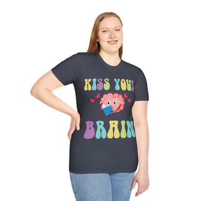 Funny Back To School Kiss Your Brain Cute Teacher Appreciation T-Shirt For Men Women T-Shirt