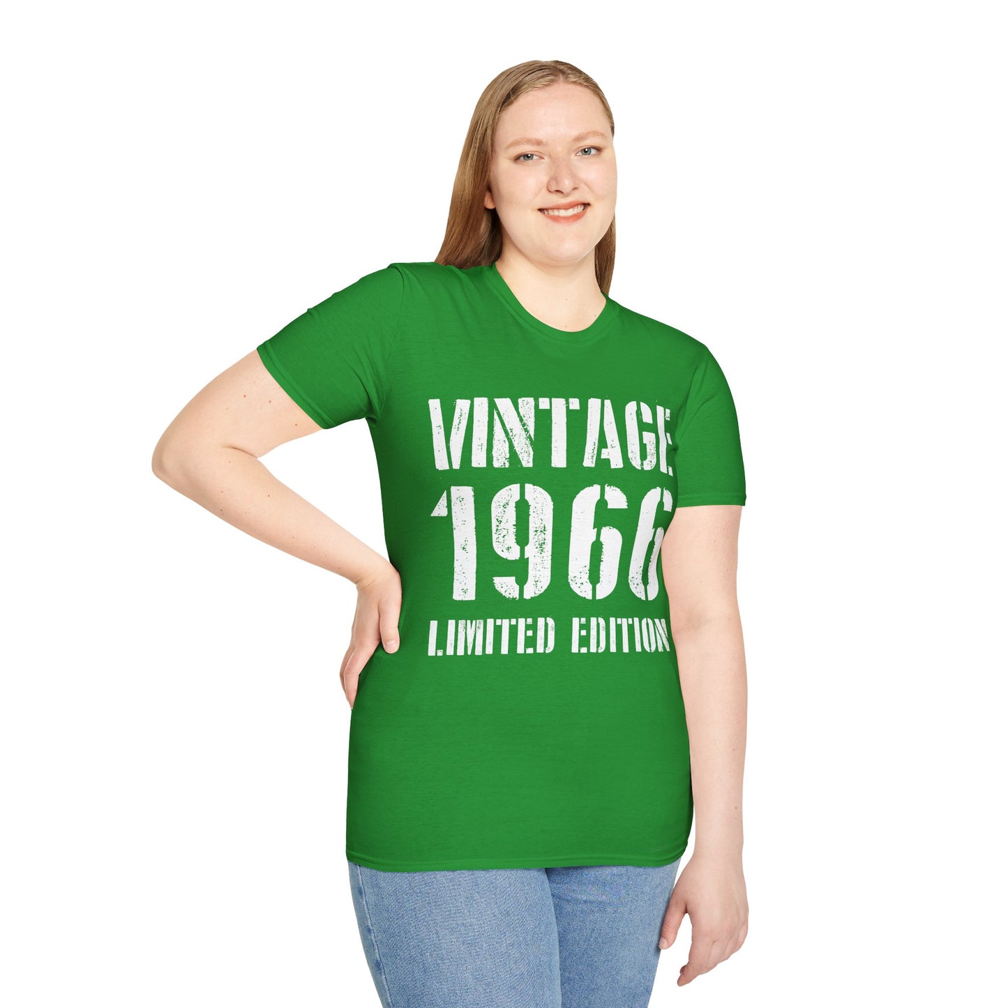 Funny Vintage 1966 60th Birthday Gifts 60 Year Old T-Shirt For Men Women