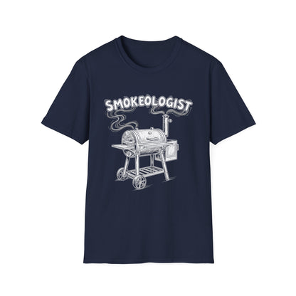 Funny Smokeologist Pitmaster BBQ Smoker Grilling T-Shirt