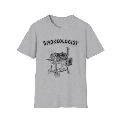 Funny Smokeologist Pitmaster BBQ Smoker Grilling T-Shirt