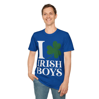 Funny I Love Irish Boys Shamrock St Patricks Day T-Shirt For Men Women T-Shirt