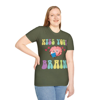 Funny Back To School Kiss Your Brain Cute Teacher Appreciation T-Shirt For Men Women T-Shirt