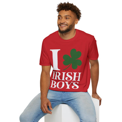 Funny I Love Irish Boys Shamrock St Patricks Day T-Shirt For Men Women T-Shirt