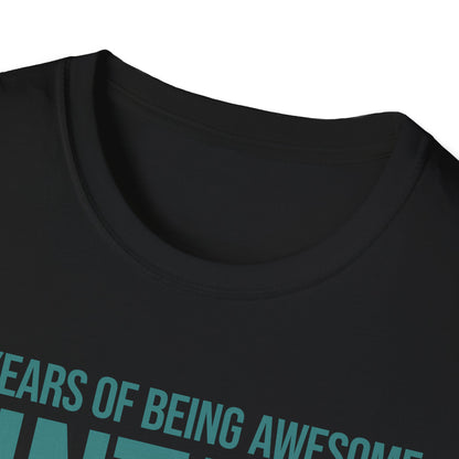 50 Year Old Gifts Vintage 1976 50 Years Awesome 50th Birthday T-Shirt