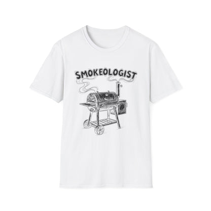 Funny Smokeologist Pitmaster BBQ Smoker Grilling T-Shirt