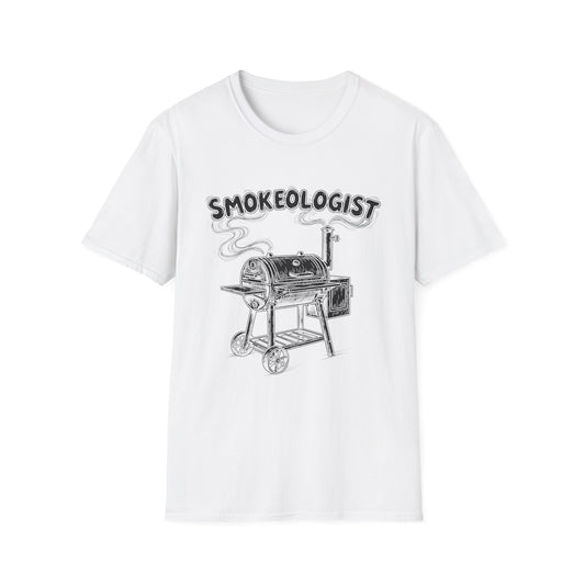 Funny Smokeologist Pitmaster BBQ Smoker Grilling T-Shirt