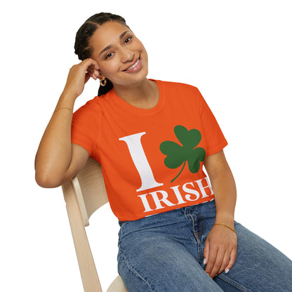 Funny I Love Irish Boys Shamrock St Patricks Day T-Shirt For Men Women T-Shirt