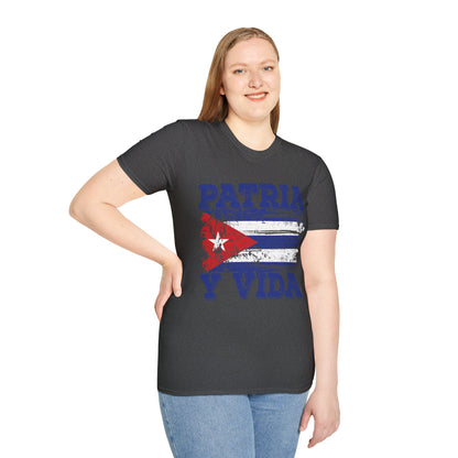 Cuba Patria y Vida Flag Distressed Vintage Cuban Flag T-Shirt For Men Women